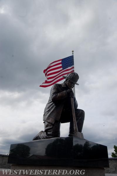 View of the Statue and flag